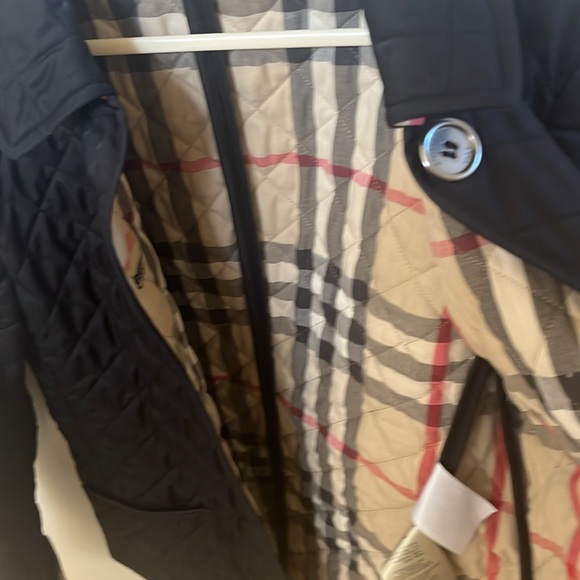 Burberry Black Quilted Jacket - Picture 7 of 7